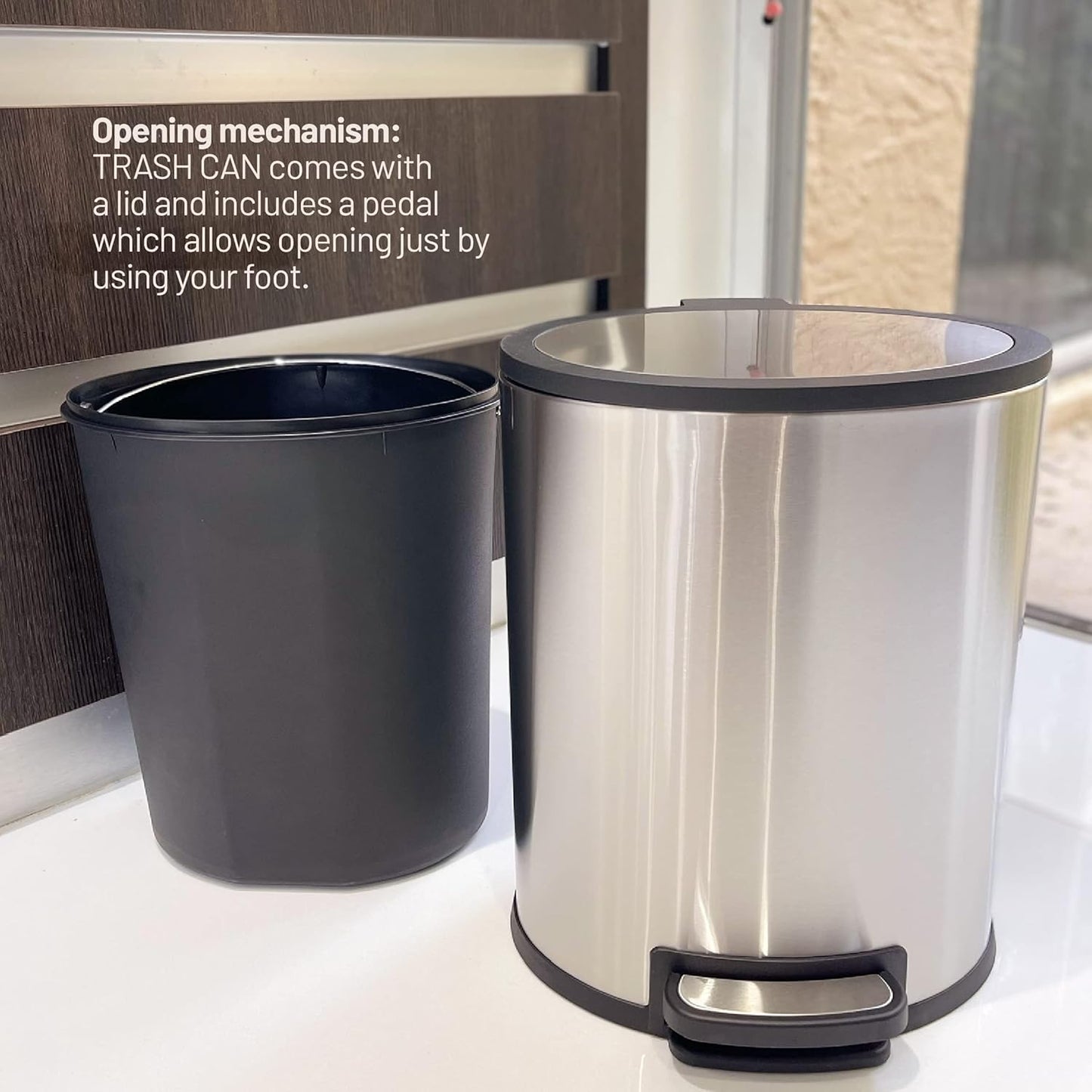 Oval Stainless Steel Trash Can with Soft Close (20 Liters / 5.3 Gallons)