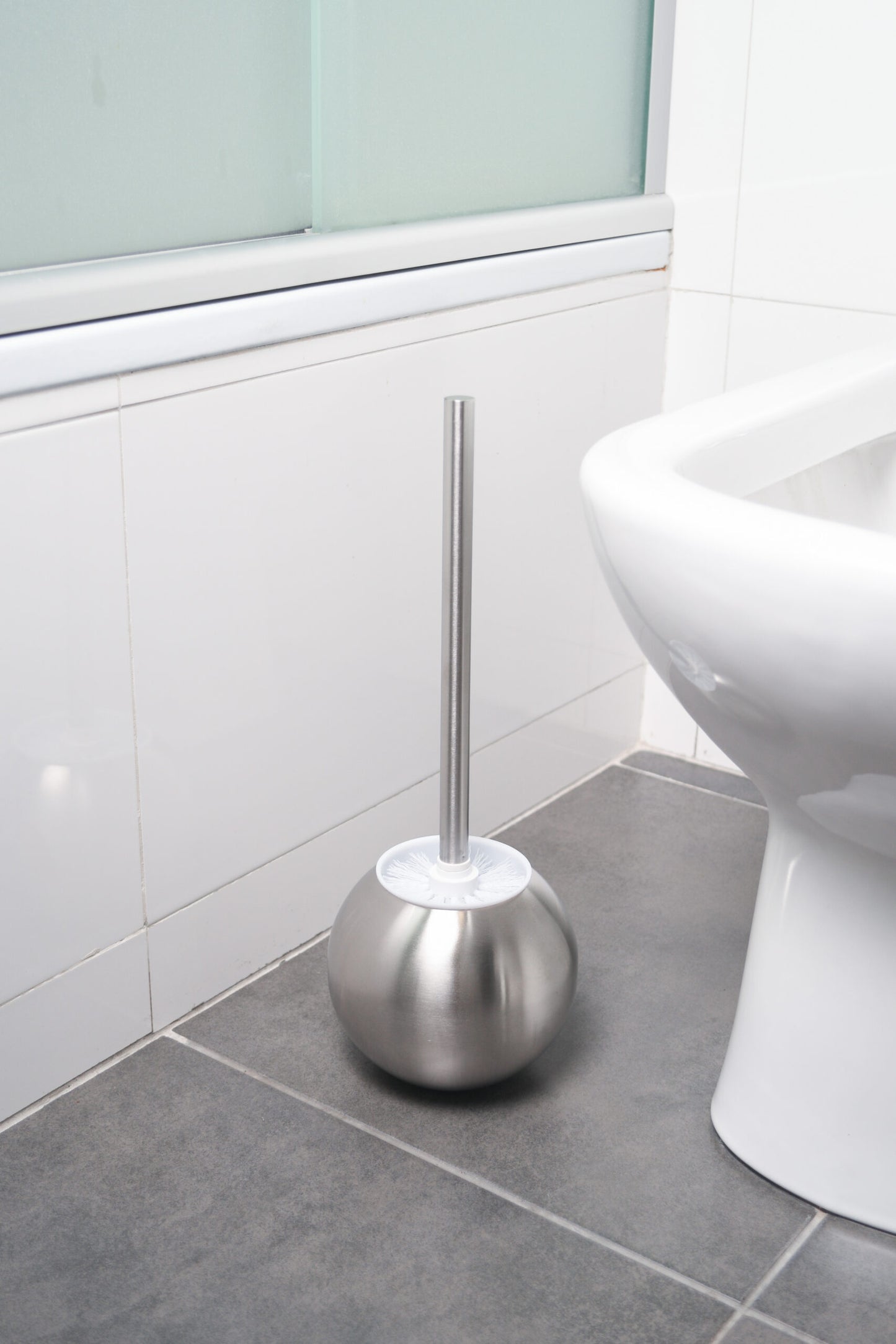 Round Base Stainless Steel Toilet Brush